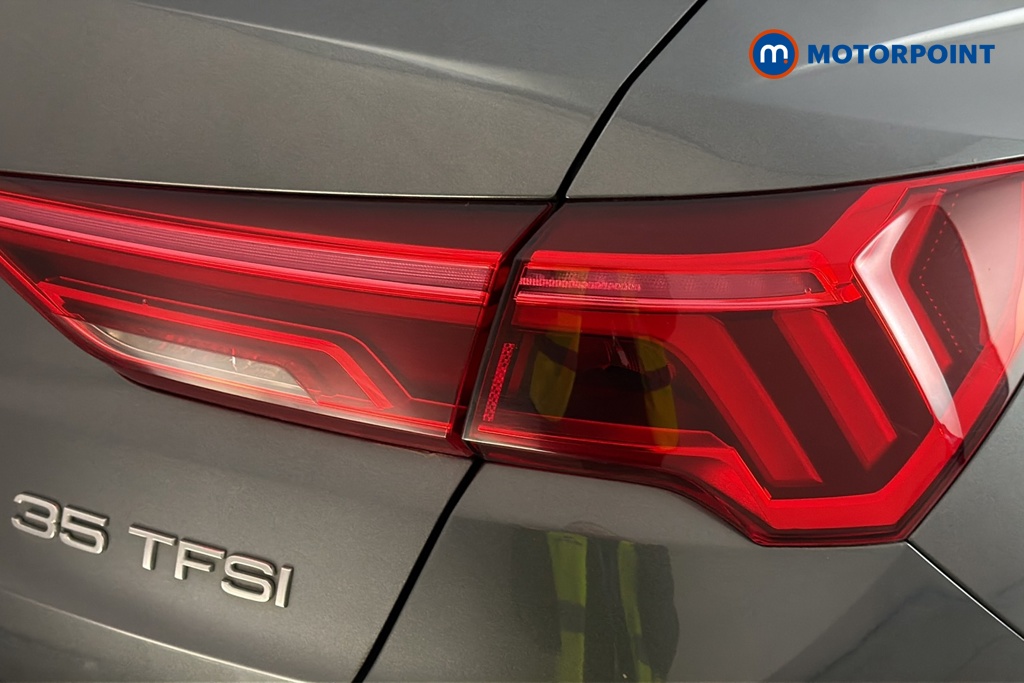Audi Q3 Black Edition Manual Petrol SUV - Stock Number (1686555) - 36th supplementary image