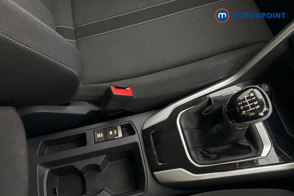 Volkswagen T-Roc Life Manual Petrol SUV - Stock Number (1686637) - 15th supplementary image