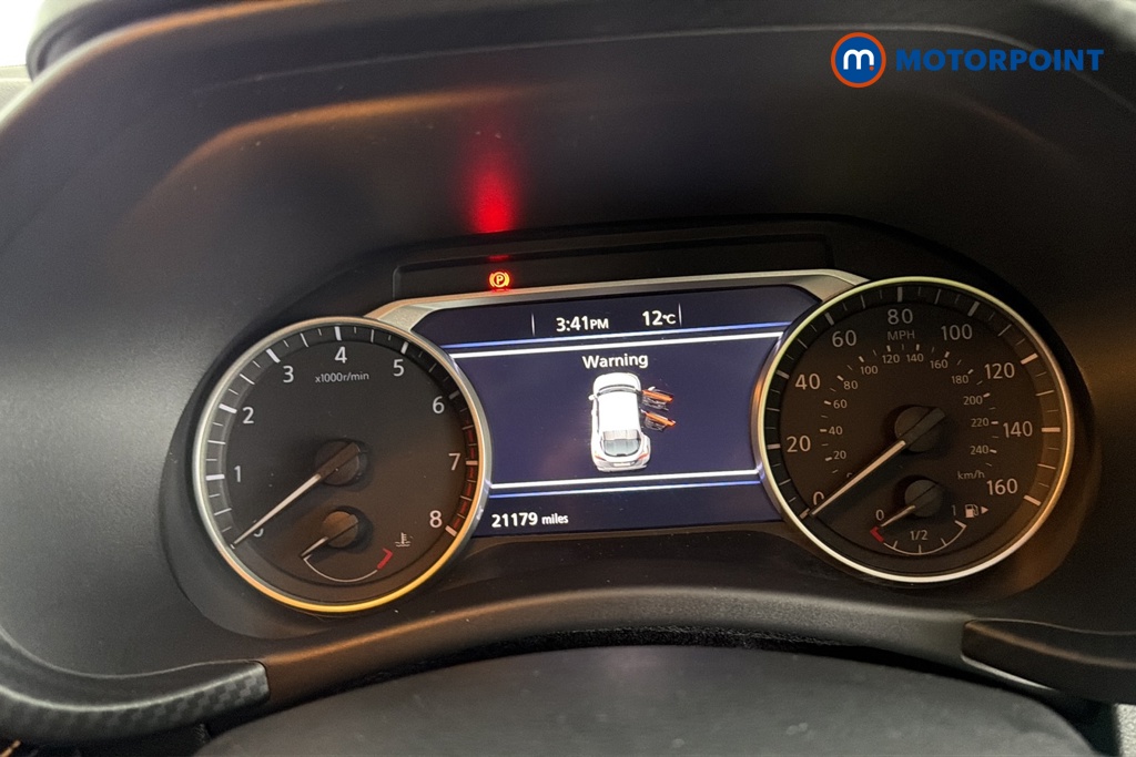 Nissan Juke N-Connecta Manual Petrol SUV - Stock Number (1686787) - 7th supplementary image