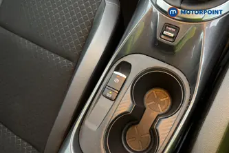 Nissan Juke N-Connecta Manual Petrol SUV - Stock Number (1686787) - 16th supplementary image
