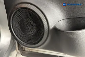 Nissan Juke N-Connecta Manual Petrol SUV - Stock Number (1686787) - 21st supplementary image
