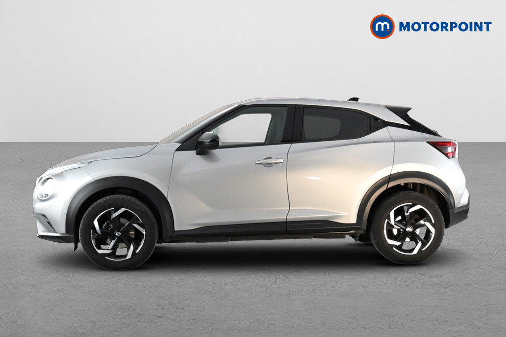Nissan Juke N-Connecta Manual Petrol SUV - Stock Number (1686787) - Drivers side