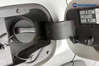 Nissan Juke N-Connecta Manual Petrol SUV - Stock Number (1686787) - 41st supplementary image