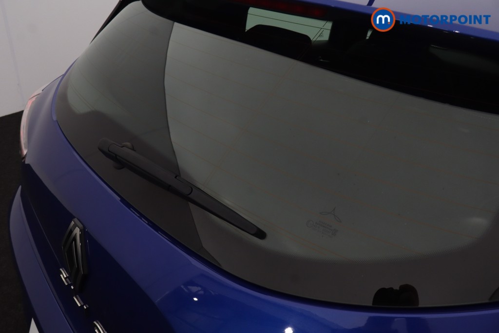 Renault Clio Evolution Manual Petrol Hatchback - Stock Number (1686800) - 43rd supplementary image