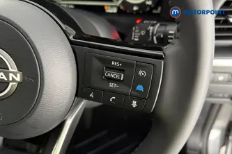 Nissan Qashqai N-Connecta Automatic Petrol-Electric Hybrid SUV - Stock Number (1686870) - 3rd supplementary image