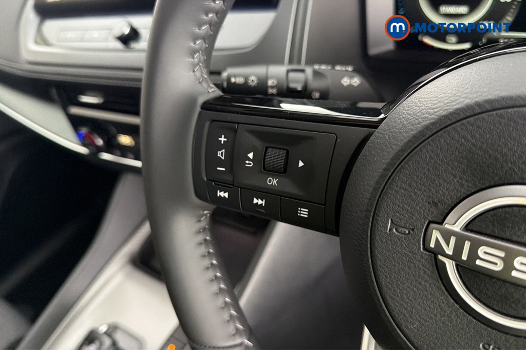 Nissan Qashqai N-Connecta Automatic Petrol-Electric Hybrid SUV - Stock Number (1686870) - 4th supplementary image