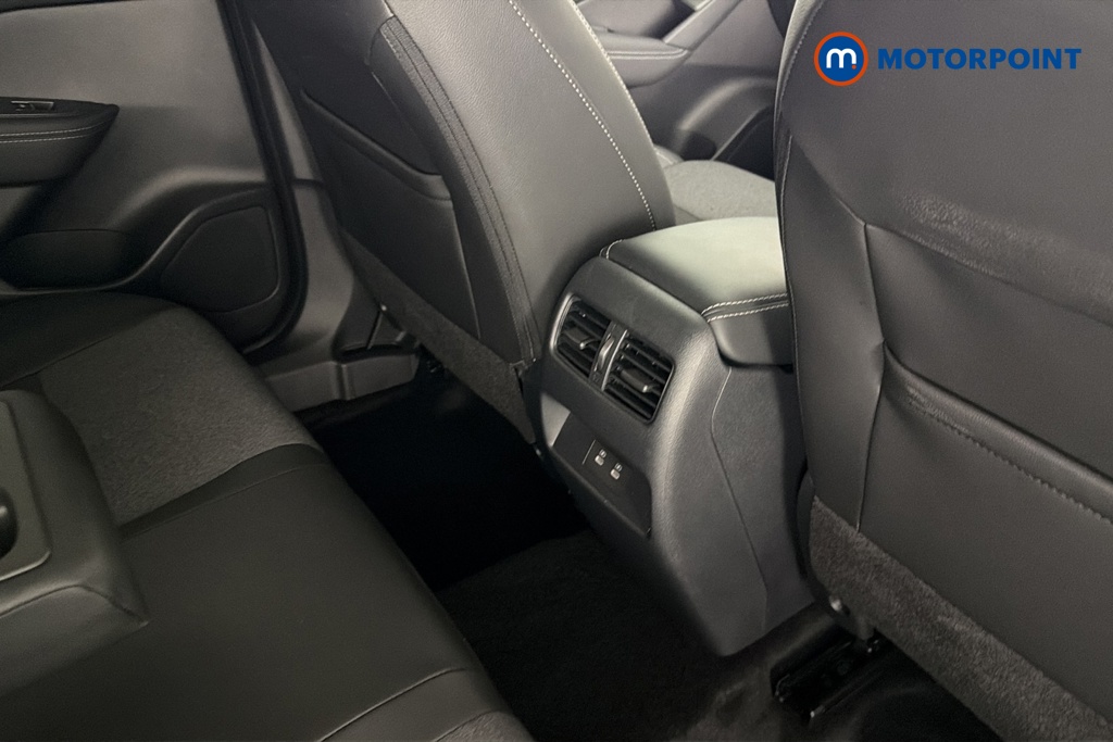 Nissan Qashqai N-Connecta Automatic Petrol-Electric Hybrid SUV - Stock Number (1686870) - 28th supplementary image