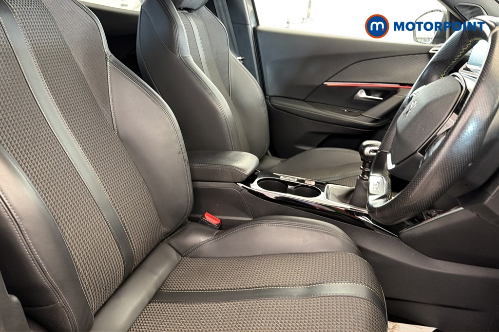 Peugeot 2008 GT Manual Petrol SUV - Stock Number (1687911) - 22nd supplementary image