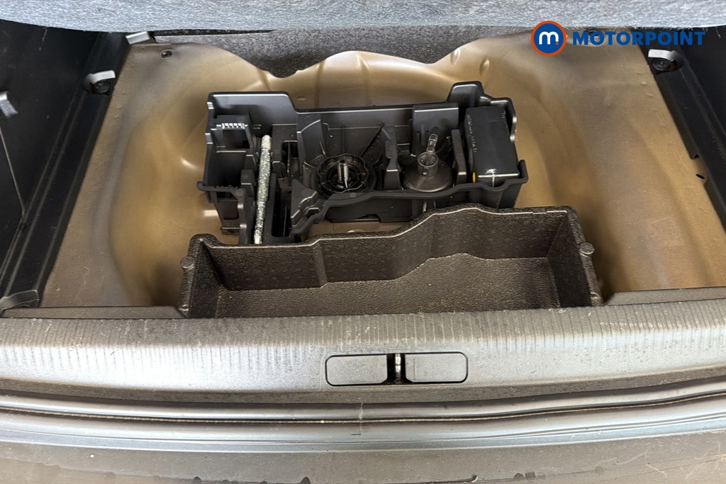 Peugeot 2008 GT Manual Petrol SUV - Stock Number (1687911) - 33rd supplementary image