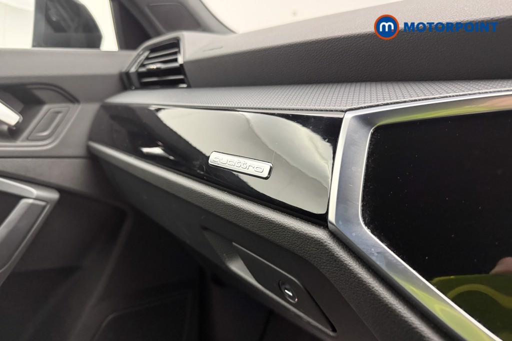 Audi Q3 Black Edition Automatic Diesel SUV - Stock Number (1688017) - 12th supplementary image