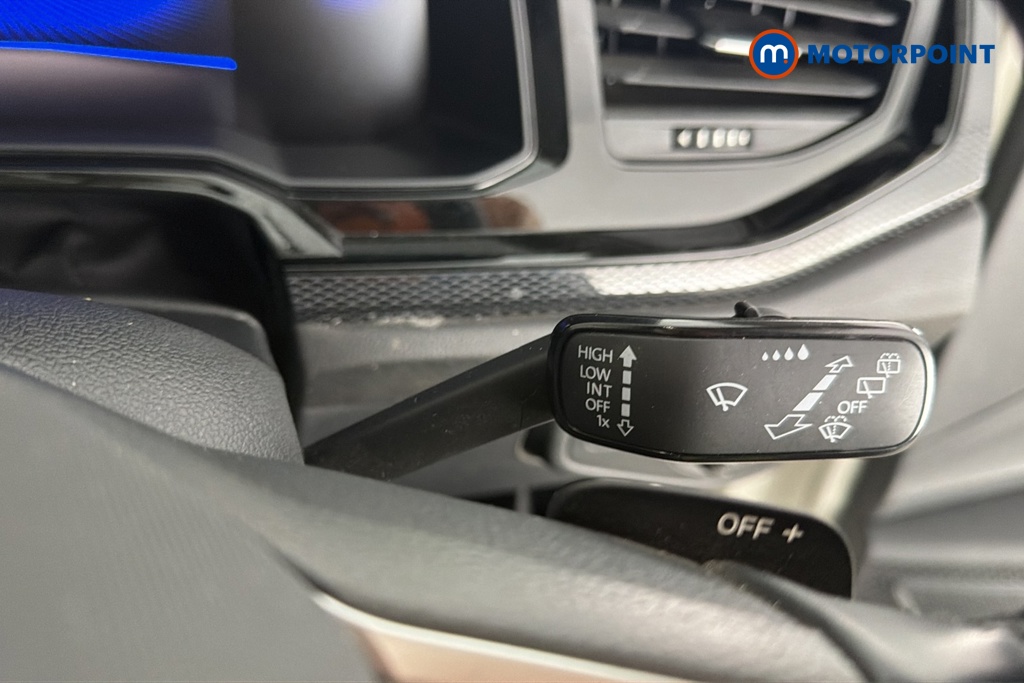 Volkswagen Taigo Life Automatic Petrol SUV - Stock Number (1688868) - 6th supplementary image