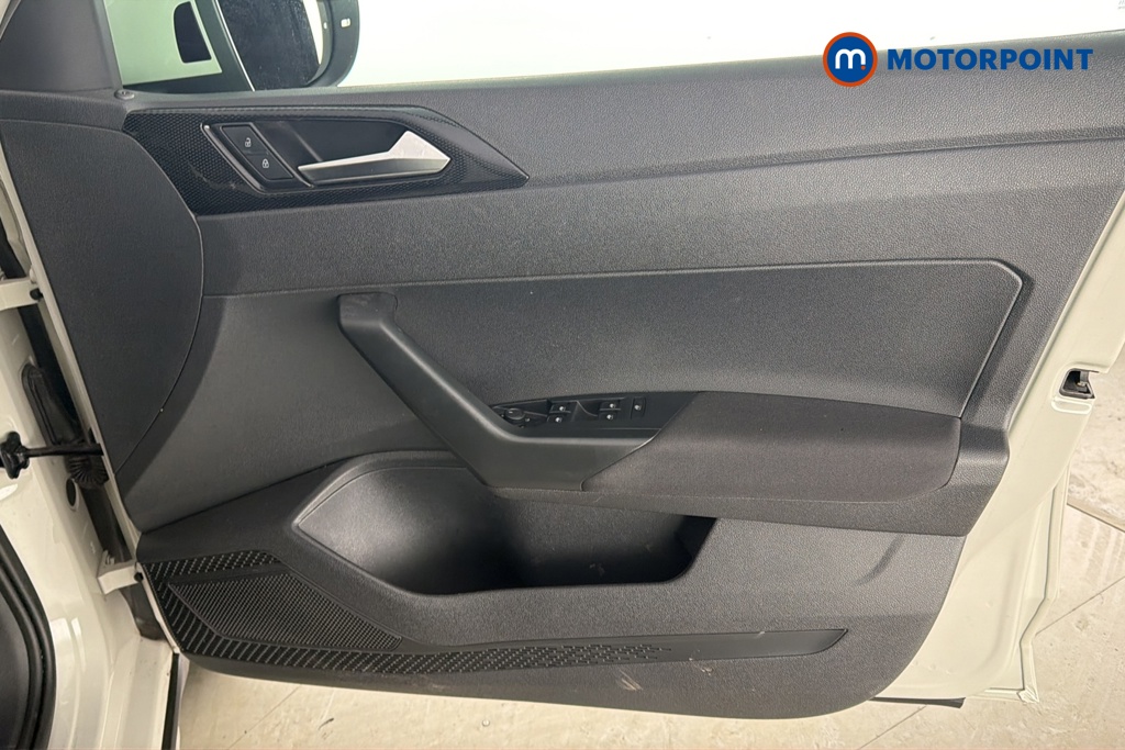 Volkswagen Taigo Life Automatic Petrol SUV - Stock Number (1688868) - 18th supplementary image