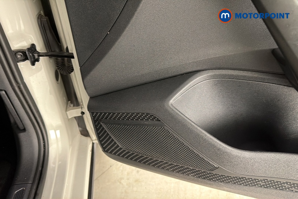Volkswagen Taigo Life Automatic Petrol SUV - Stock Number (1688868) - 21st supplementary image