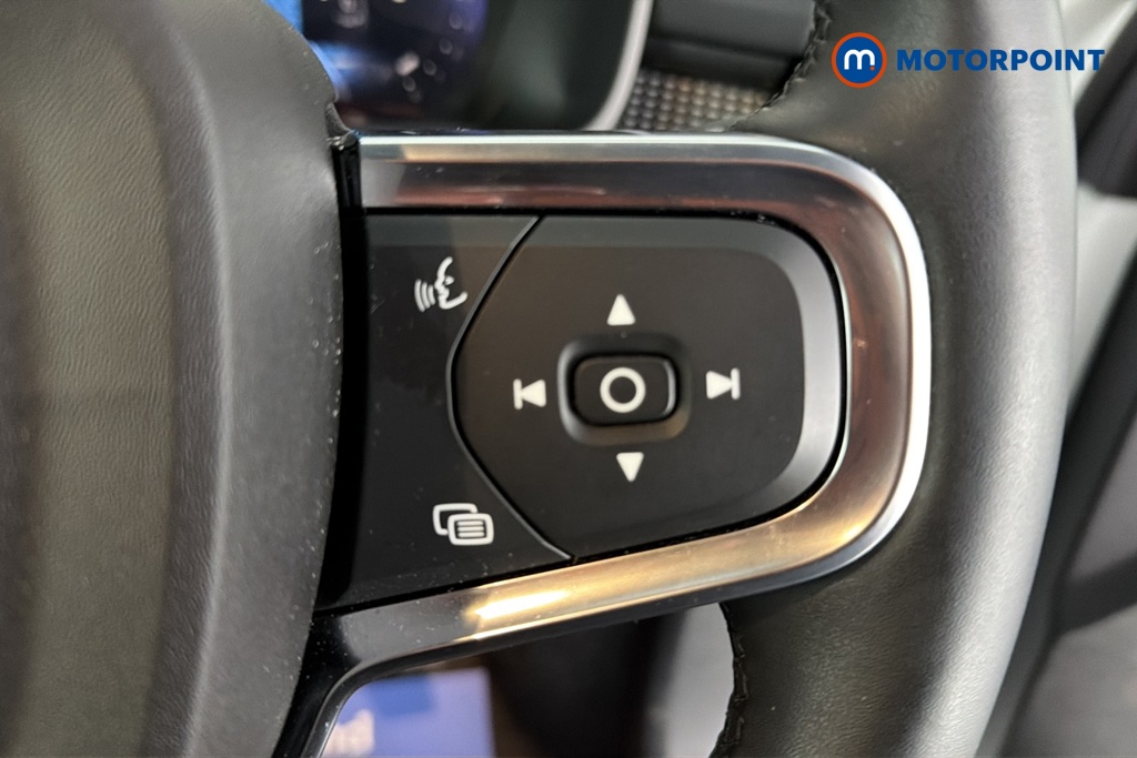 Volvo Xc40 Plus Automatic Petrol SUV - Stock Number (1688917) - 3rd supplementary image