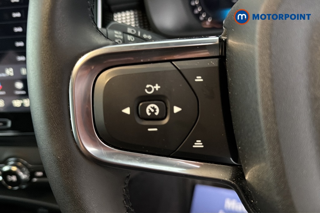 Volvo Xc40 Plus Automatic Petrol SUV - Stock Number (1688917) - 4th supplementary image