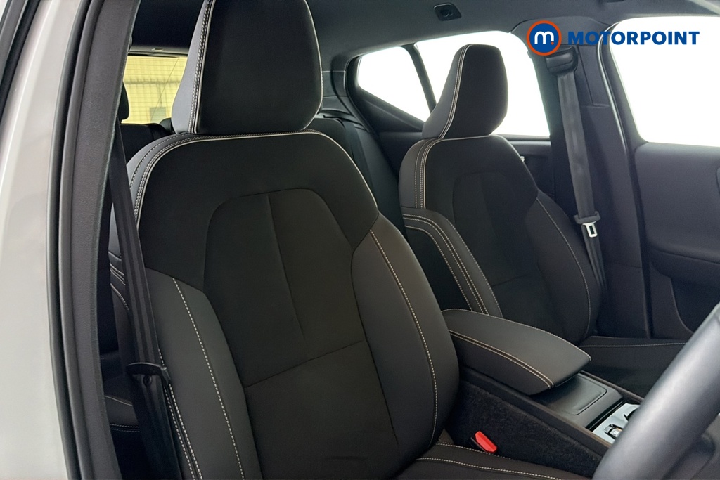 Volvo Xc40 Plus Automatic Petrol SUV - Stock Number (1688917) - 22nd supplementary image