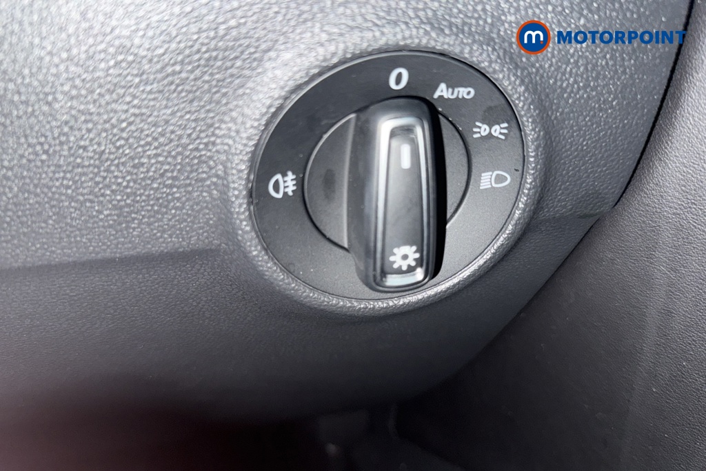 Volkswagen T-Roc R-Line Automatic Petrol SUV - Stock Number (1689536) - 11th supplementary image