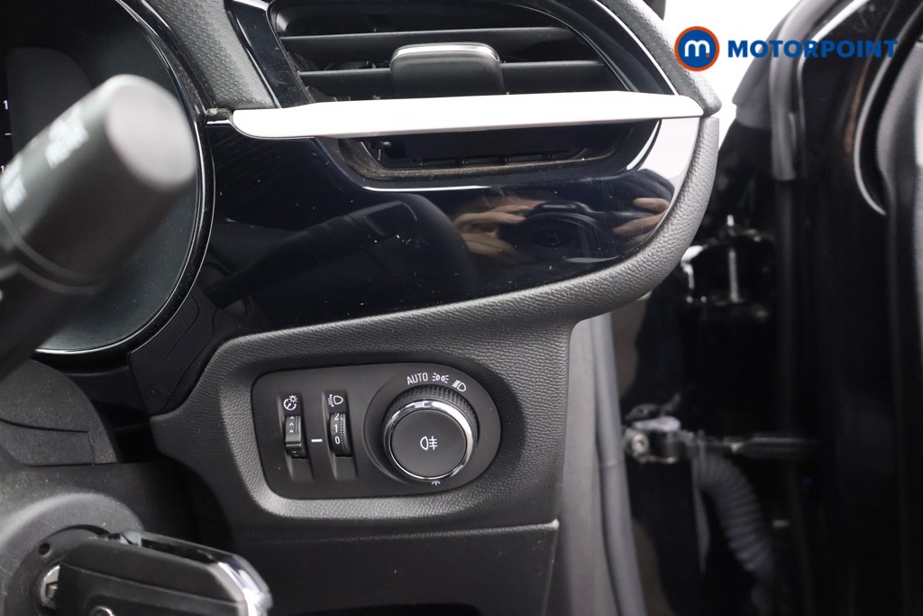 Vauxhall Corsa YES Manual Petrol Hatchback - Stock Number (1689562) - 7th supplementary image