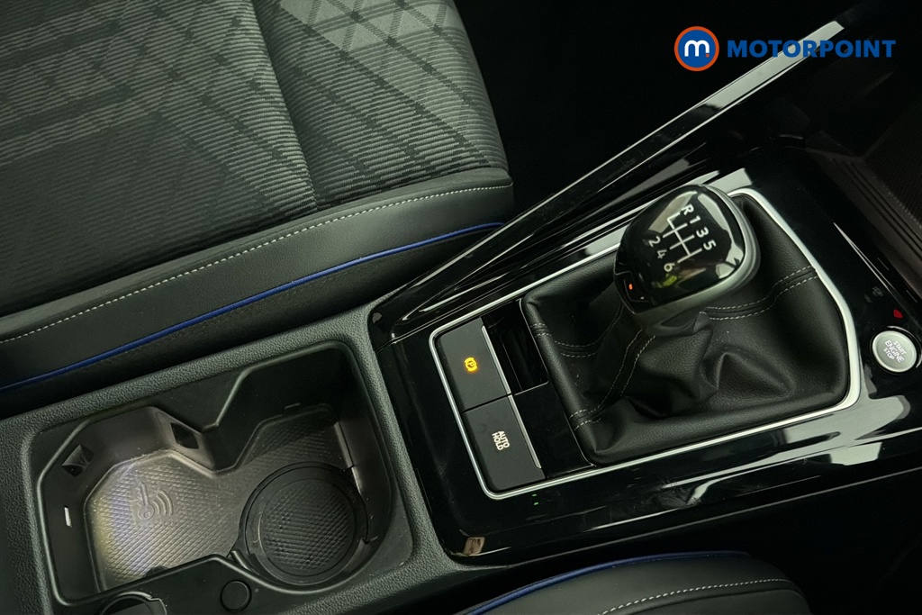 Volkswagen Golf Black Edition Manual Petrol Hatchback - Stock Number (1689612) - 15th supplementary image