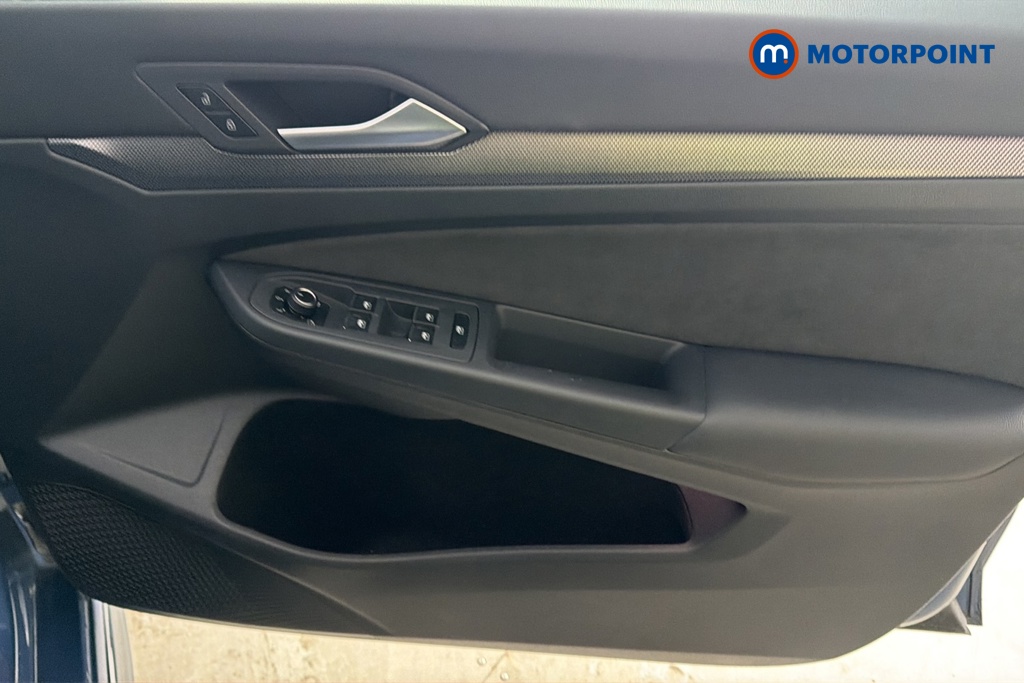Volkswagen Golf Black Edition Manual Petrol Hatchback - Stock Number (1689612) - 18th supplementary image