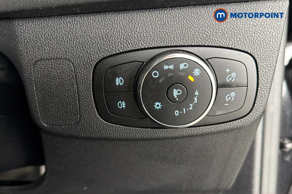 Ford Focus Active X Automatic Petrol Estate - Stock Number (1689691) - 11th supplementary image