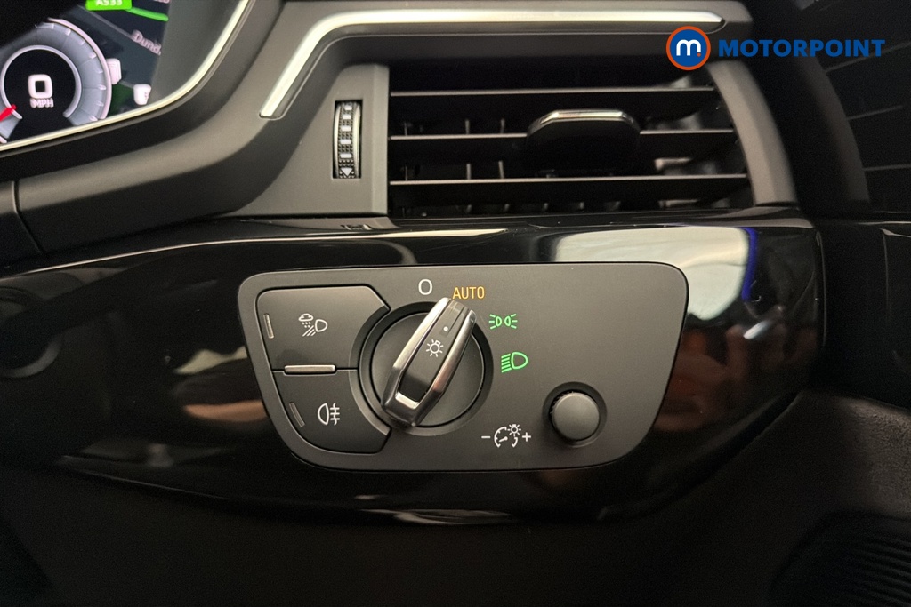 Audi A4 Black Edition Automatic Petrol Estate - Stock Number (1689713) - 11th supplementary image