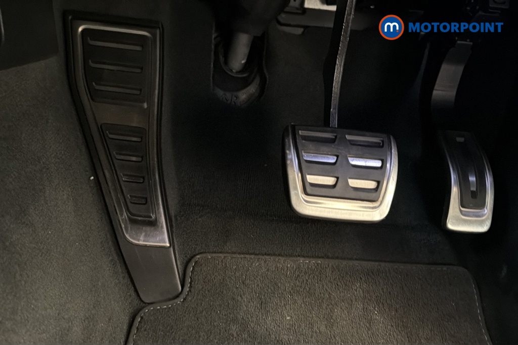 Audi A4 Black Edition Automatic Petrol Estate - Stock Number (1689713) - 24th supplementary image