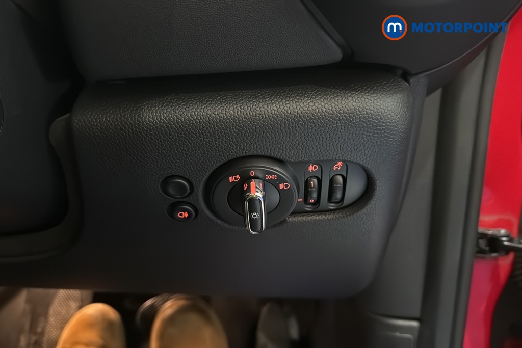 Mini Hatchback Cooper Classic Automatic Petrol Hatchback - Stock Number (1689860) - 11th supplementary image