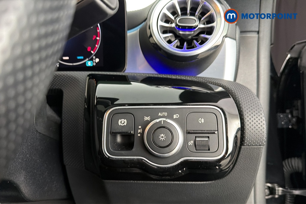 Mercedes-Benz CLA Amg Line Automatic Petrol Estate - Stock Number (1690110) - 11th supplementary image