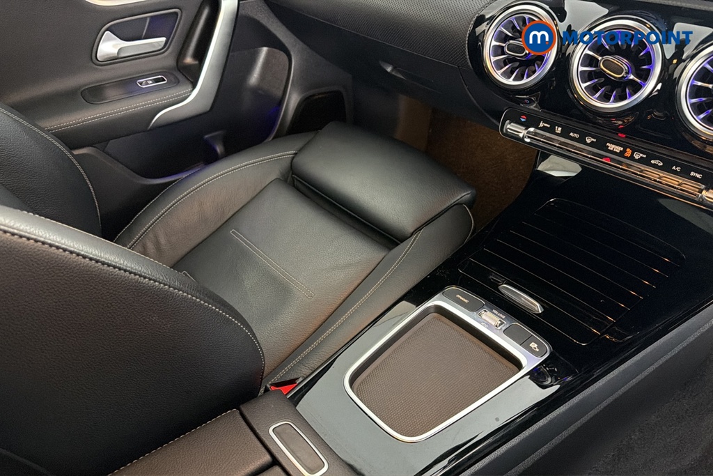 Mercedes-Benz CLA Amg Line Automatic Petrol Estate - Stock Number (1690110) - 15th supplementary image