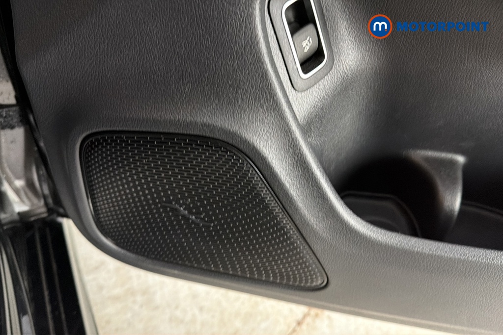 Mercedes-Benz CLA Amg Line Automatic Petrol Estate - Stock Number (1690110) - 21st supplementary image