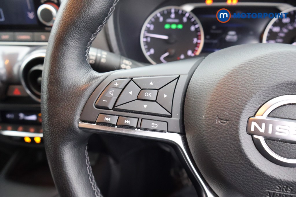 Nissan Juke Tekna Manual Petrol SUV - Stock Number (1690367) - 2nd supplementary image