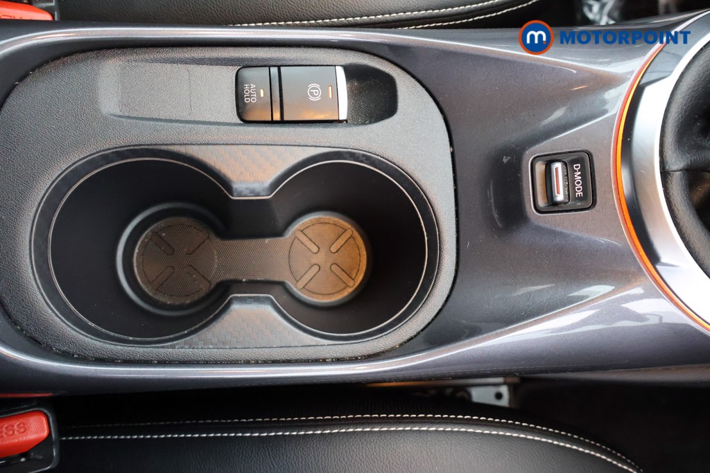 Nissan Juke Tekna Manual Petrol SUV - Stock Number (1690367) - 10th supplementary image