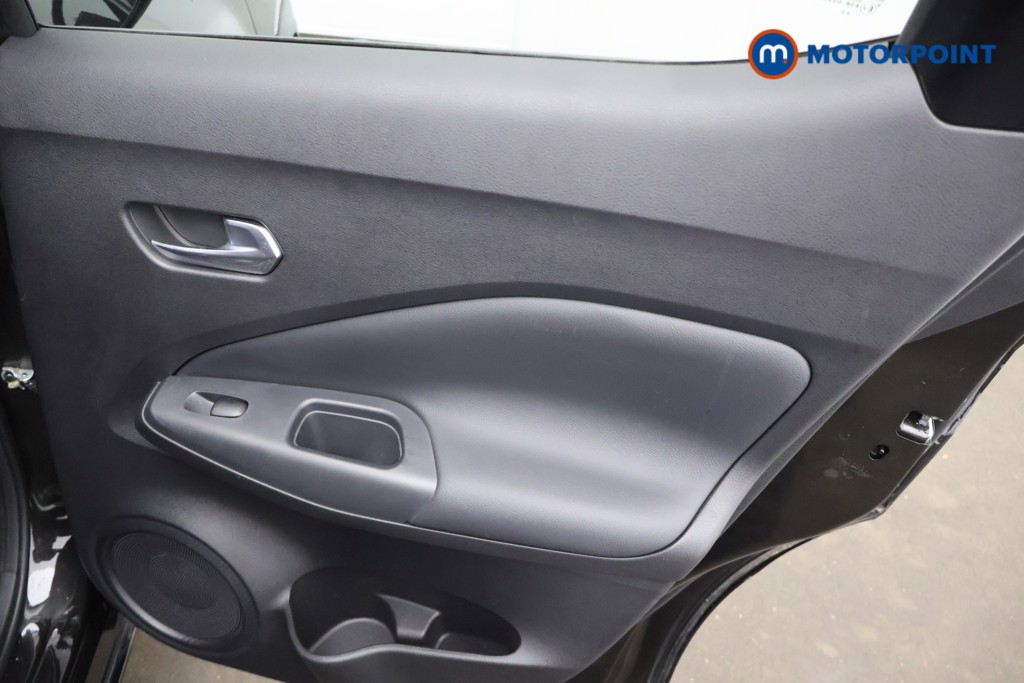 Nissan Juke Tekna Manual Petrol SUV - Stock Number (1690367) - 21st supplementary image