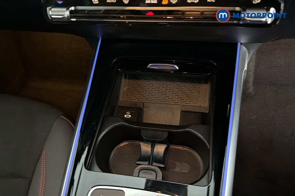 Mercedes-Benz GLB Amg Line Automatic Petrol SUV - Stock Number (1690373) - 16th supplementary image