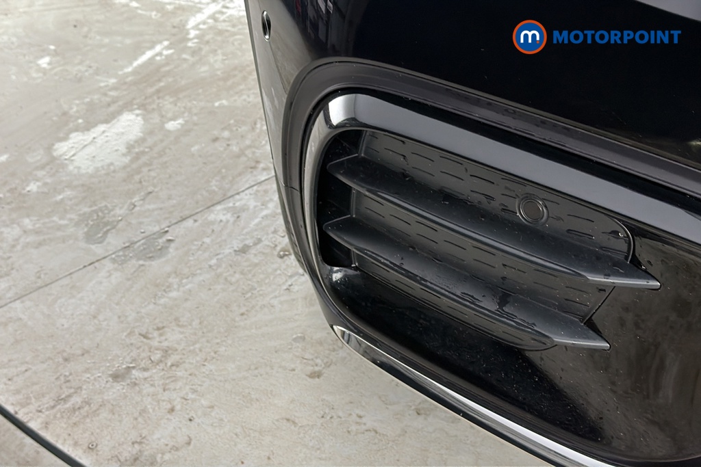 Mercedes-Benz GLB Amg Line Automatic Petrol SUV - Stock Number (1690373) - 38th supplementary image
