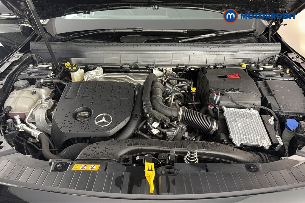 Mercedes-Benz GLB Amg Line Automatic Petrol SUV - Stock Number (1690373) - 48th supplementary image