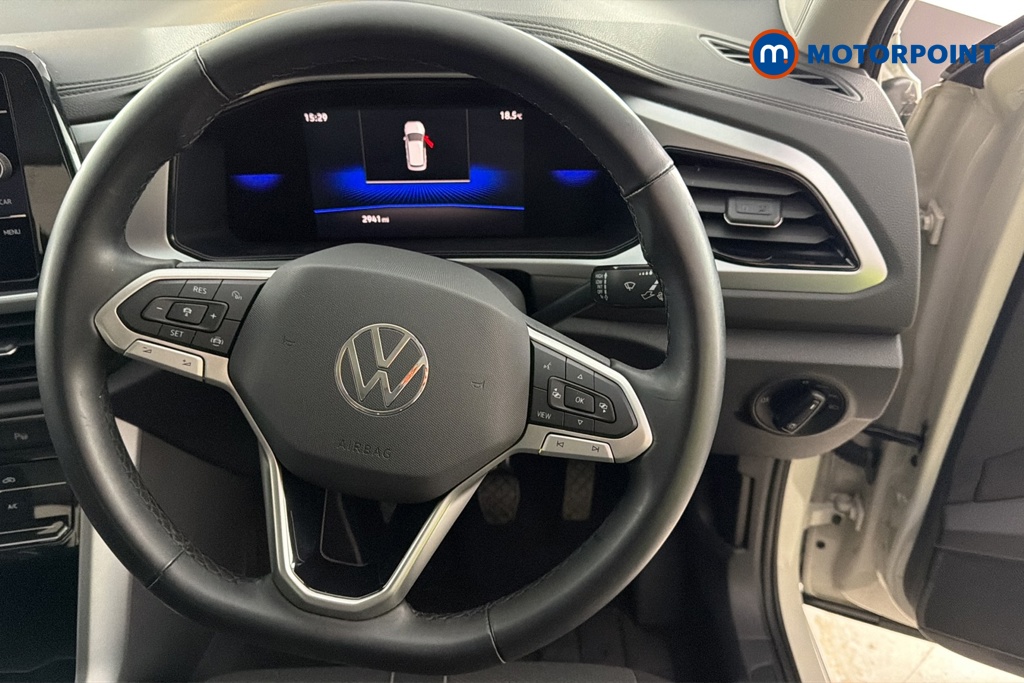 Volkswagen T-Roc Life Manual Petrol SUV - Stock Number (1691005) - 2nd supplementary image