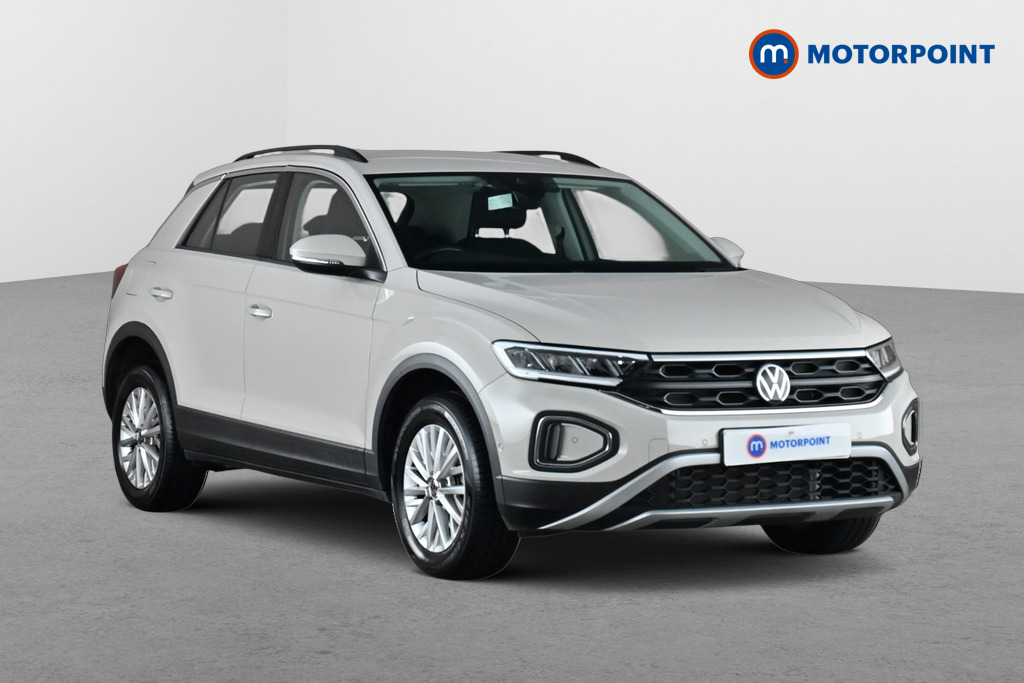 Volkswagen T-Roc Life Manual Petrol SUV - Stock Number (1691005) - Drivers side front corner