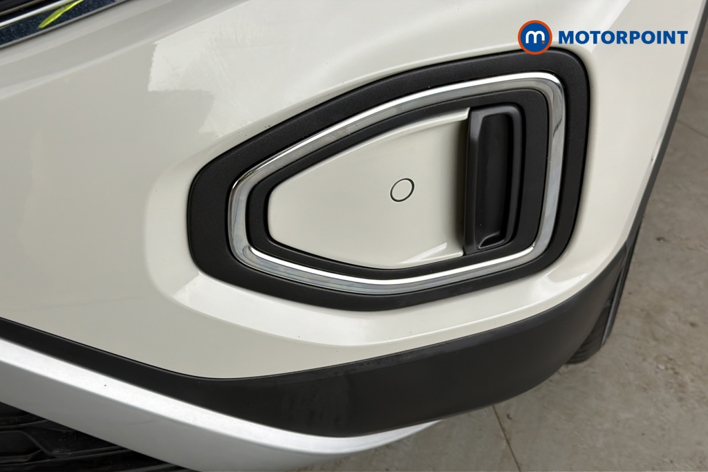 Volkswagen T-Roc Life Manual Petrol SUV - Stock Number (1691005) - 38th supplementary image