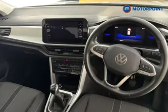 Volkswagen T-Roc Life Manual Petrol SUV - Stock Number (1691005) - 1st supplementary image
