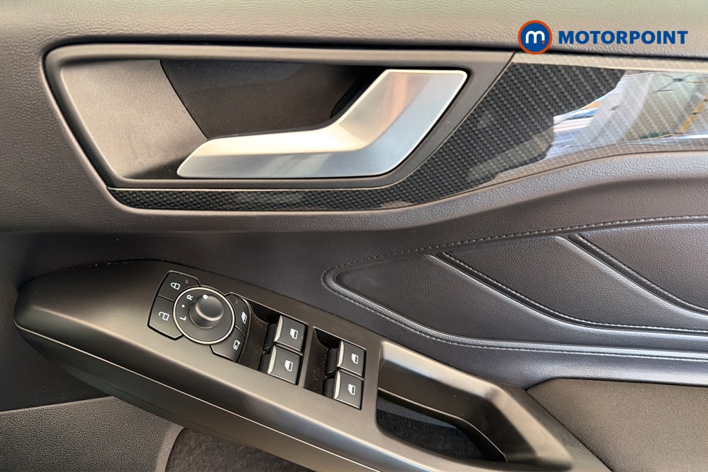 Ford Focus St-Line X Automatic Petrol Estate - Stock Number (1691167) - 19th supplementary image