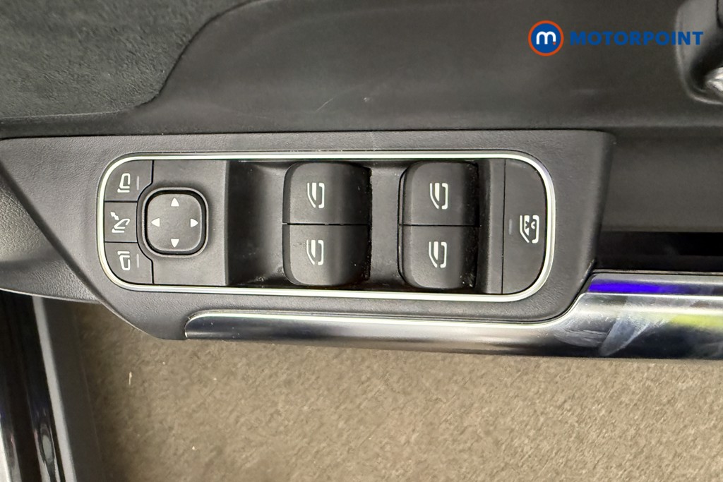 Mercedes-Benz GLA Amg Line Automatic Petrol SUV - Stock Number (1691257) - 2nd supplementary image
