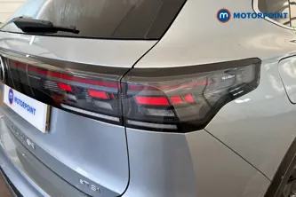 Volkswagen Tiguan R-Line Automatic Petrol SUV - Stock Number (1692701) - 36th supplementary image