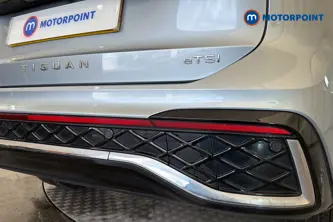 Volkswagen Tiguan R-Line Automatic Petrol SUV - Stock Number (1692701) - 39th supplementary image