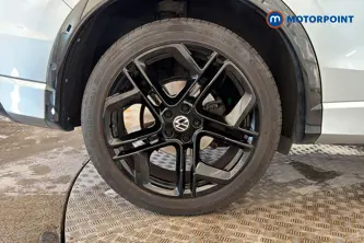 Volkswagen Tiguan R-Line Automatic Petrol SUV - Stock Number (1692701) - 46th supplementary image