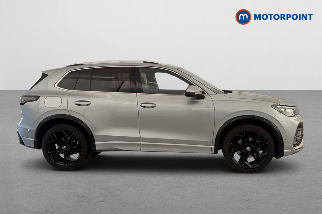 Volkswagen Tiguan R-Line Automatic Petrol SUV - Stock Number (1692701) - Passenger side