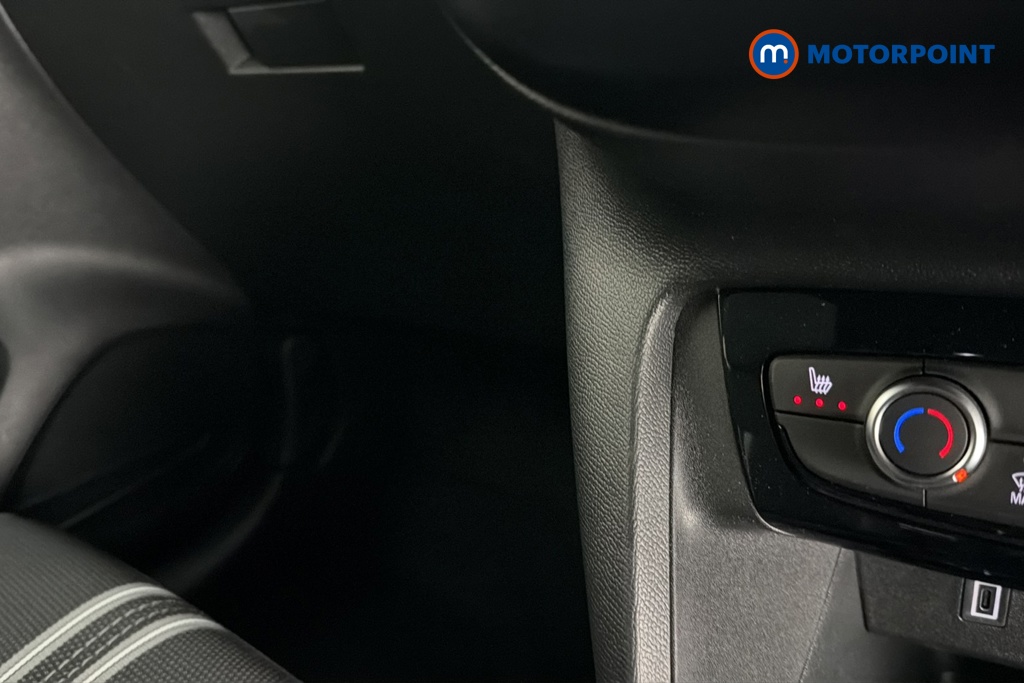 Vauxhall Corsa YES Manual Petrol Hatchback - Stock Number (1639744) - 14th supplementary image