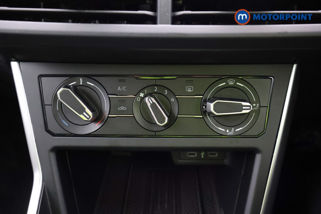 Volkswagen Polo Match Manual Petrol Hatchback - Stock Number (1674844) - 8th supplementary image