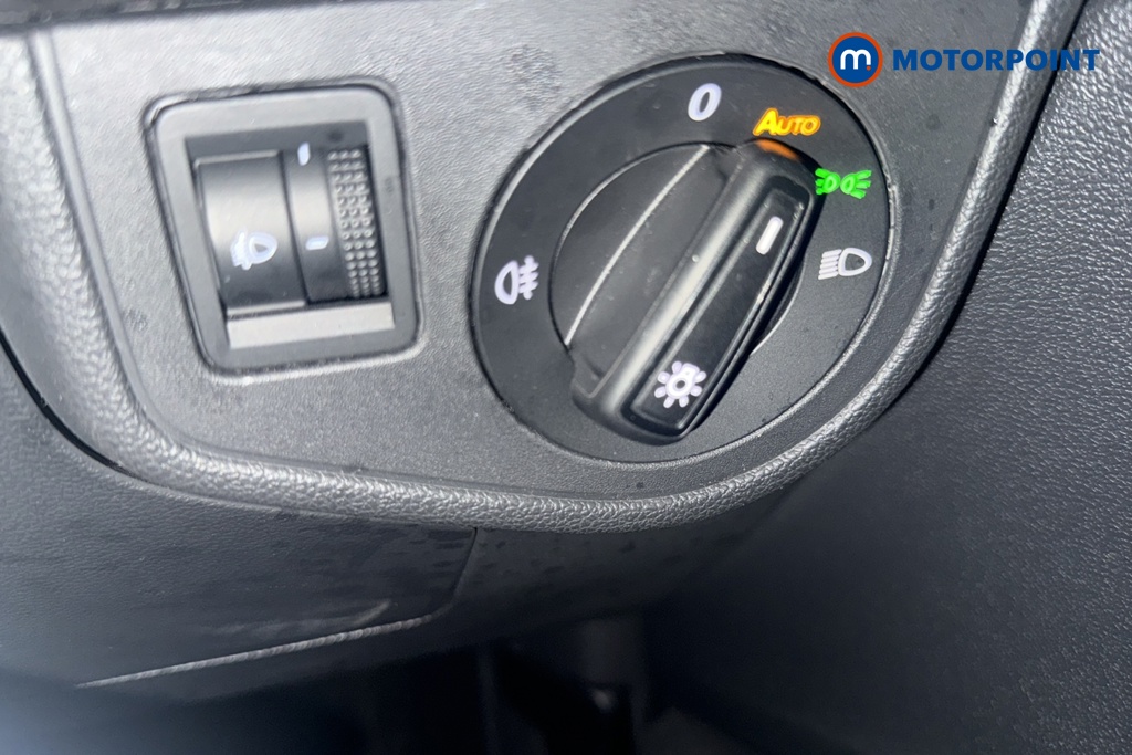 Volkswagen Polo Life Manual Petrol Hatchback - Stock Number (1679834) - 11th supplementary image